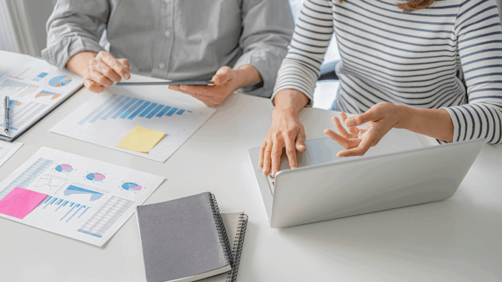 Afiliado ou Coprodutor: entenda a diferença e descubra quem lucra mais em 2025 comparação entre afiliado e coprodutor no marketing digital